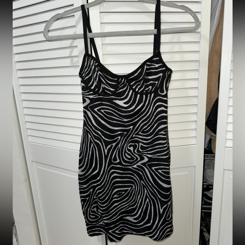 Zara Black and White Bodycon Mini Dress